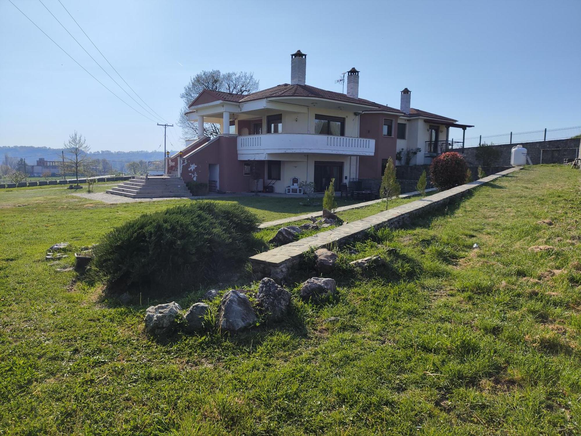 μονοκατοικία δίπλα στην πόλη Villa Grevena
